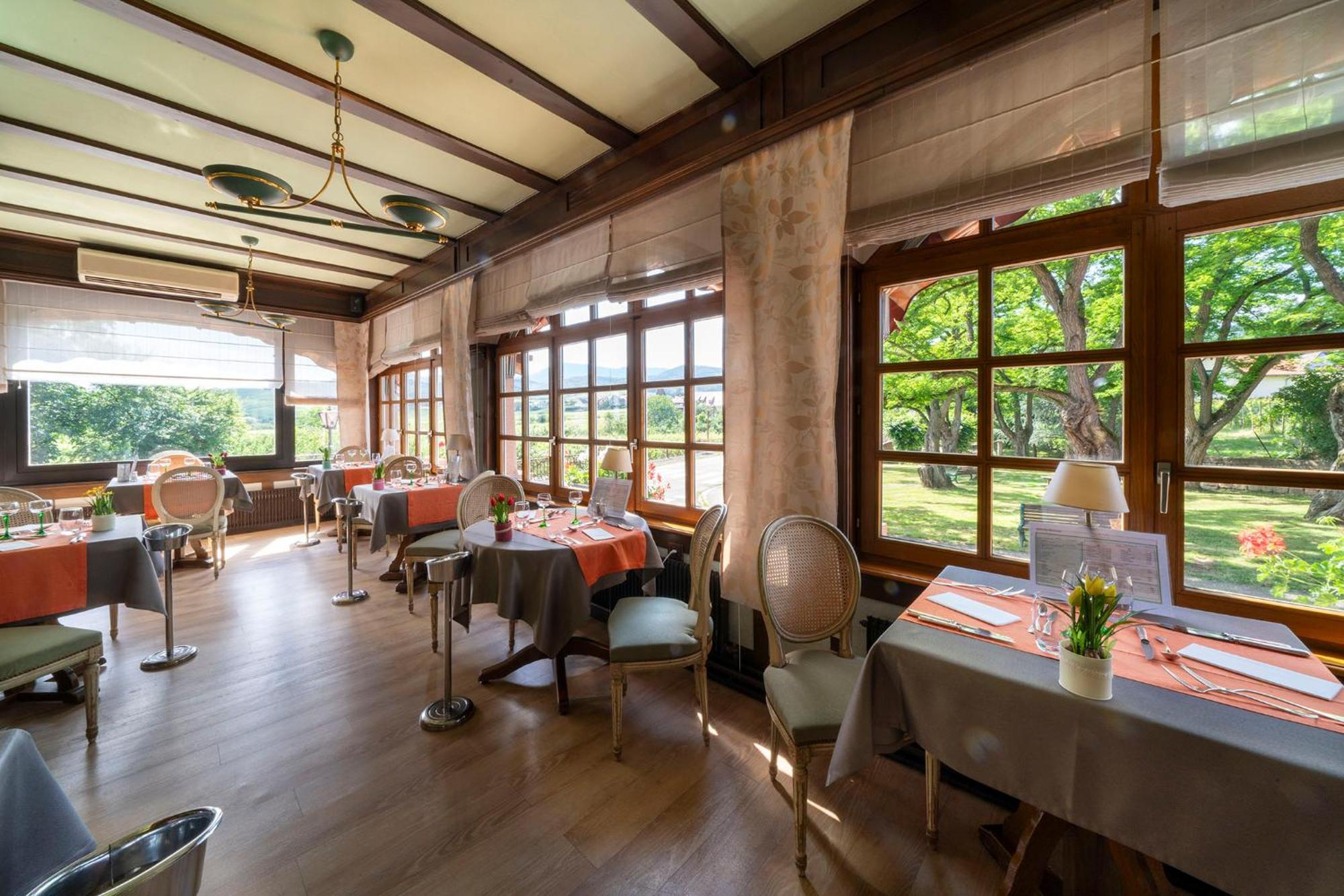 Hotel Munsch Restaurant & Wellness, Colmar Nord - Haut-Koenigsbourg Saint-Hippolyte  Dış mekan fotoğraf